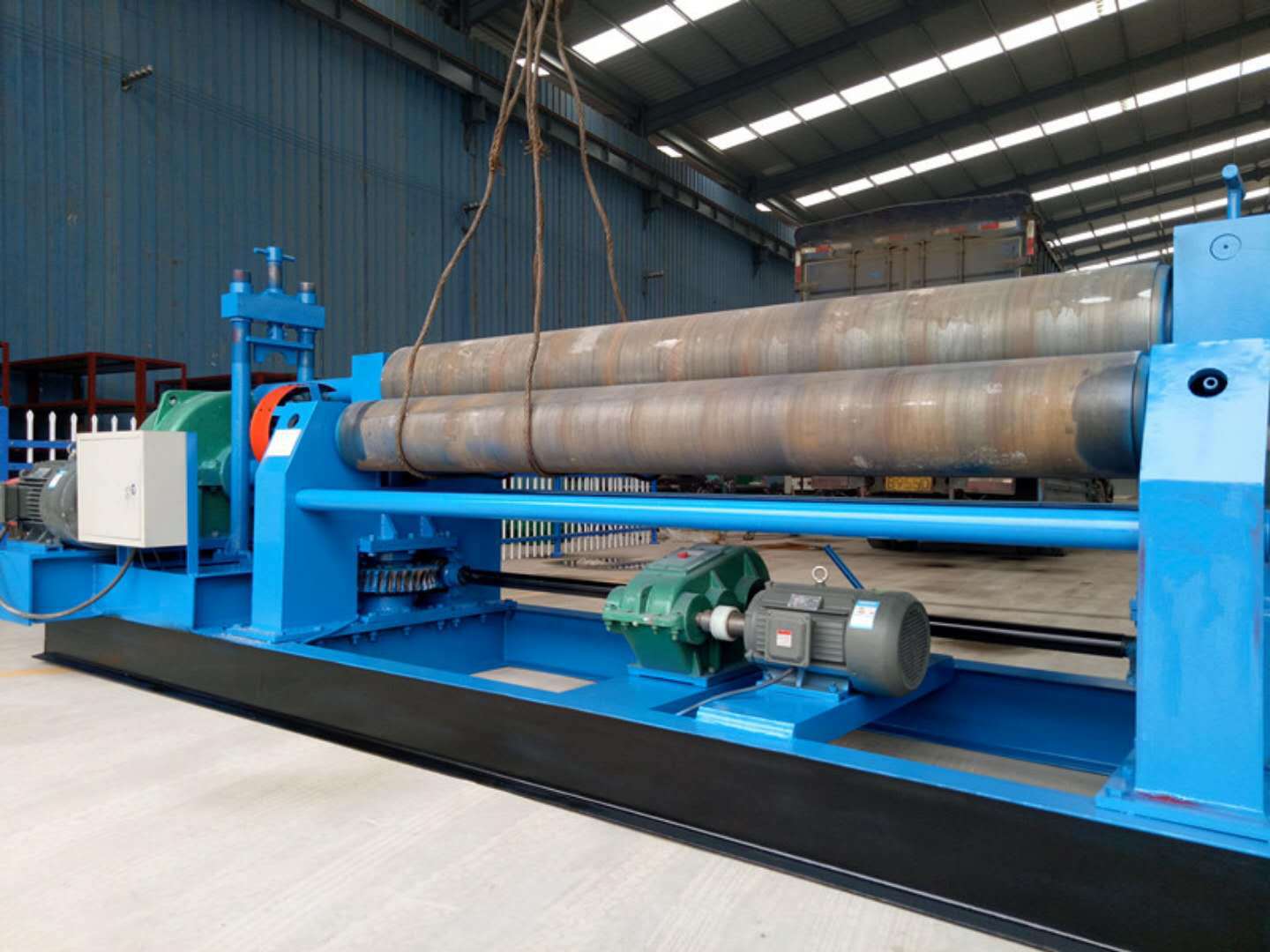 胜祥供应w11一25*2500液压卷板机 金属板材卷板机卧式铁板卷圆机