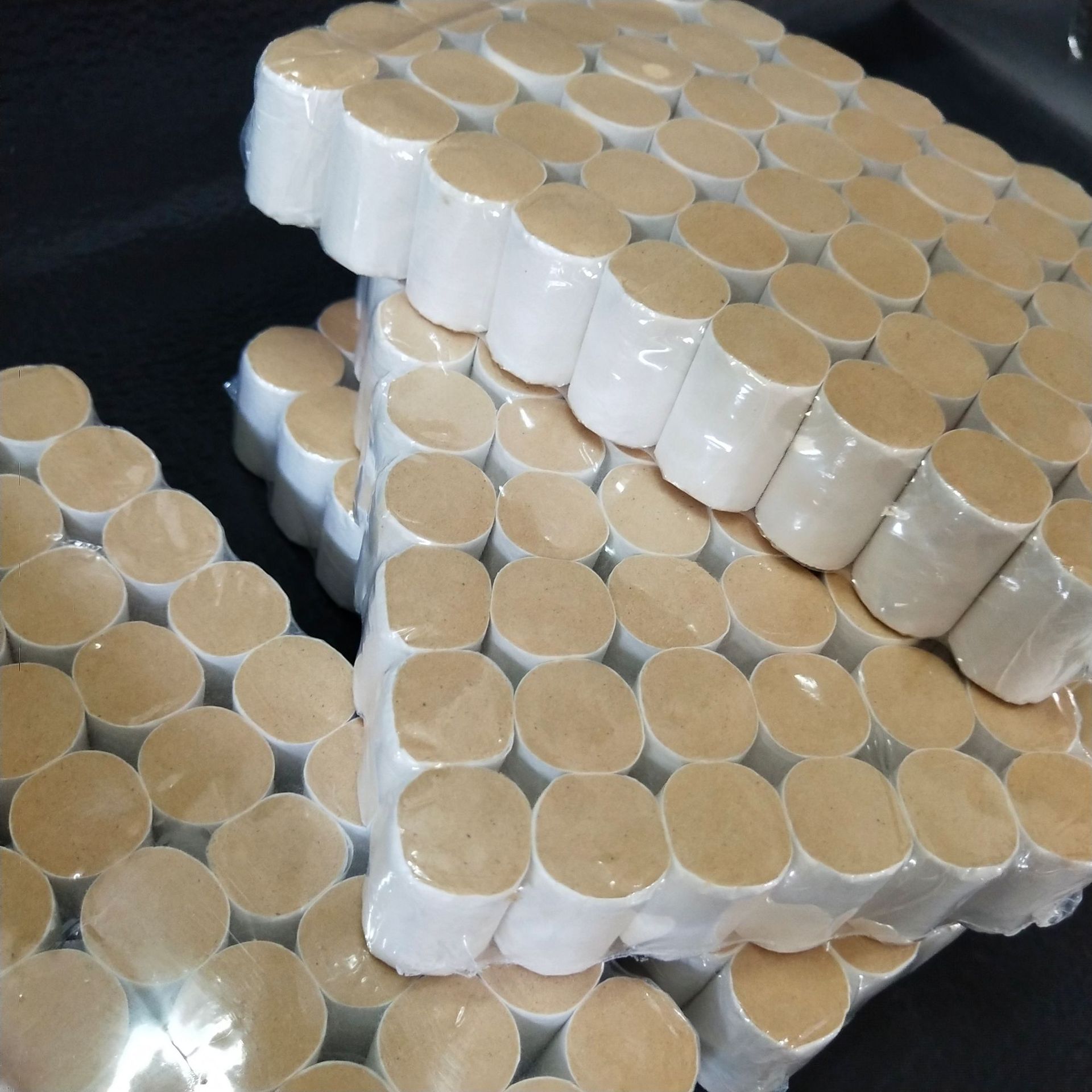 艾灸馆家庭自用温灸有烟金艾灸柱艾绒每版54粒实际比例35:1艾柱