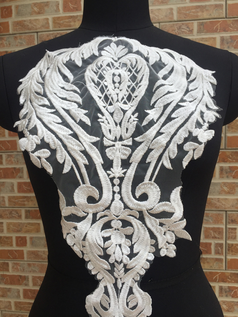 大尺寸欧式花纹平纹刺绣蕾丝花片diy婚纱礼服服饰配件辅料本白色