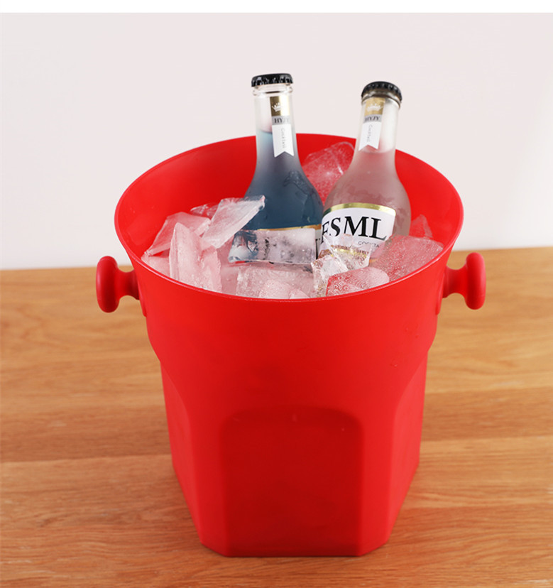 00元 是否进口 否 产品类别 冰桶 材质 塑料 产地 台州 是否有专利 无