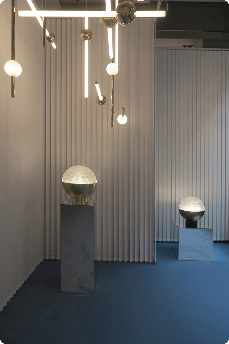 后现代横竖组合吊灯北欧金属发光球设计师餐厅咖啡厅展厅条形吊灯