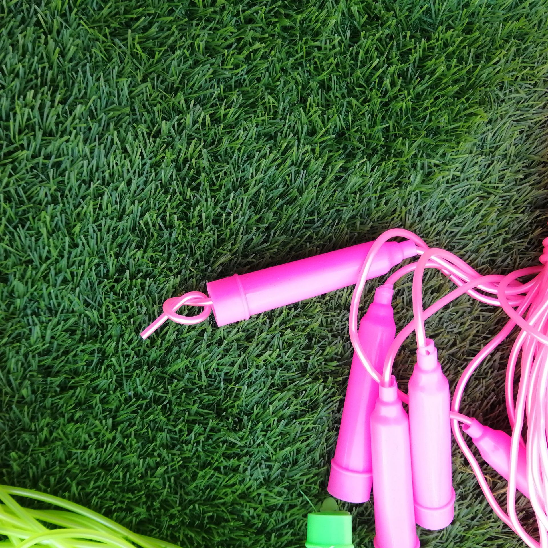 儿童跳绳pvc健身跳绳 儿童短跳绳塑料柄幼儿园小学生专用可调长短