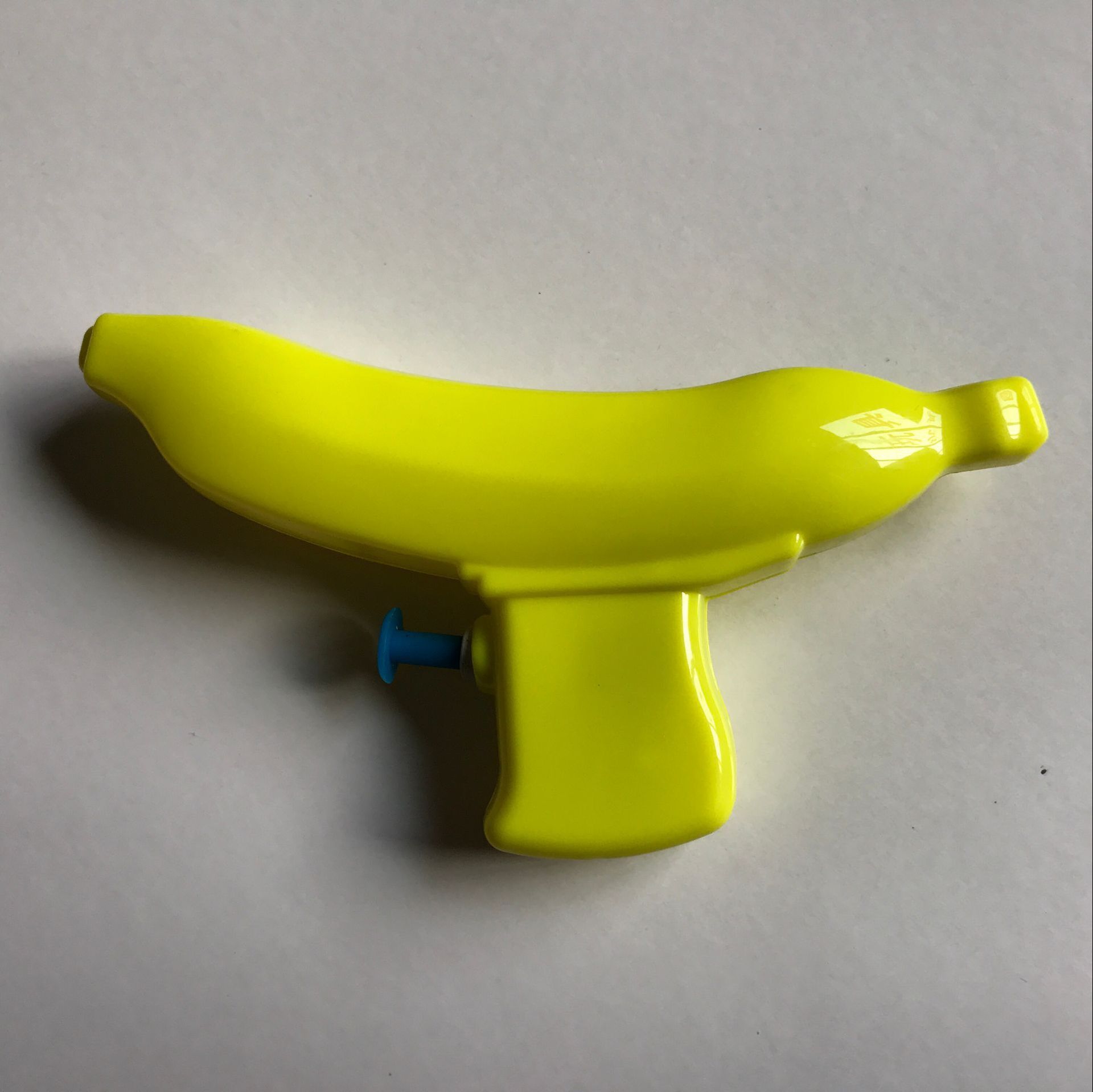 特色水枪玩具 香蕉水枪 塑料赠品玩具 戏水水枪