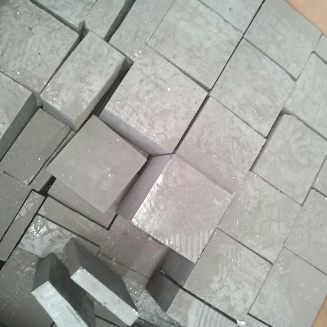 厂家大量供应单晶硅块金属硅方砖多晶硅方锭量大从优