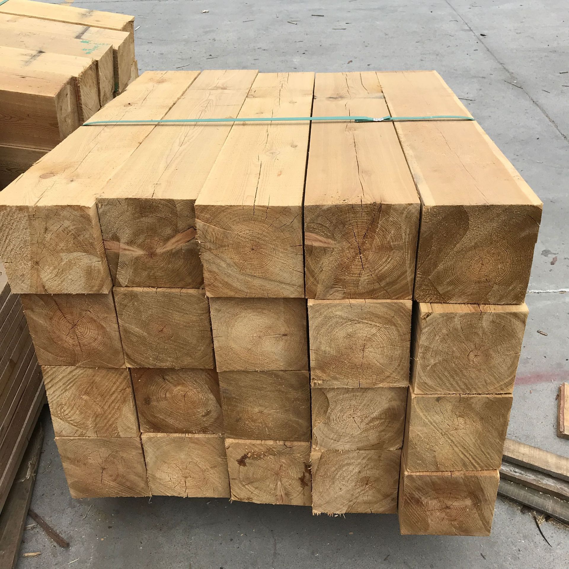 南京建筑方木批发头条新闻