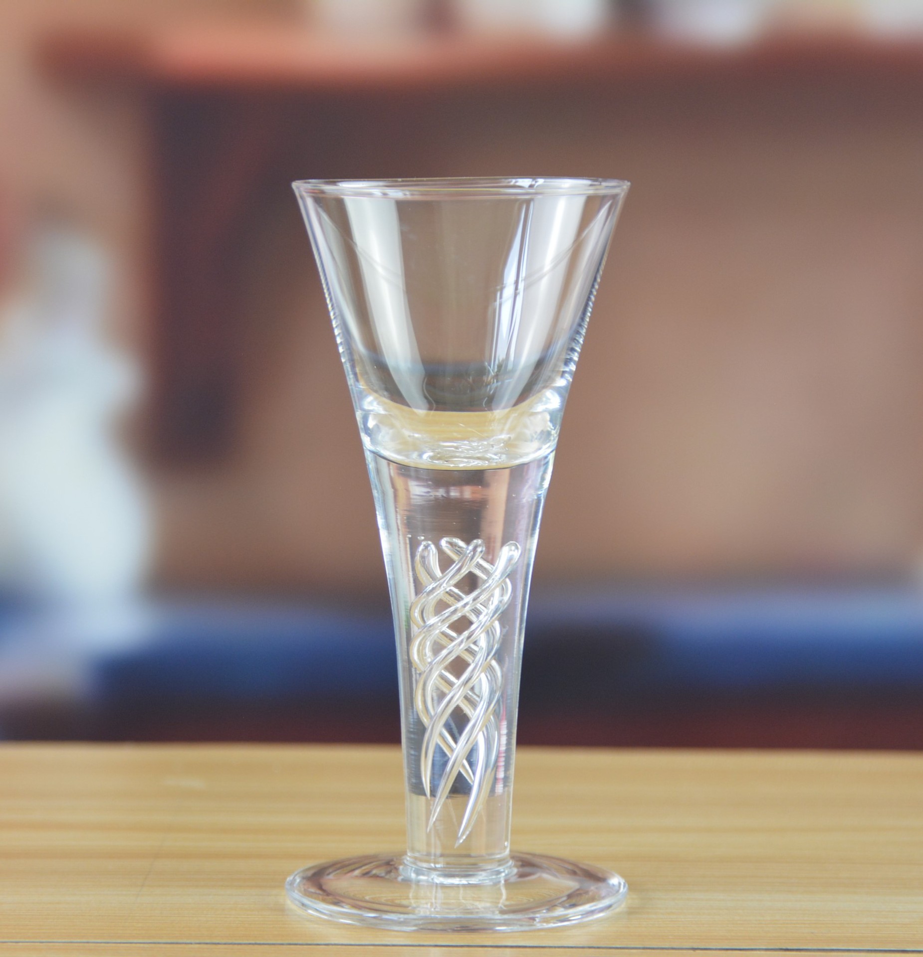 厂家定制创意烈酒杯 杯挺绕丝玻璃烈酒杯 60 ml烈酒杯