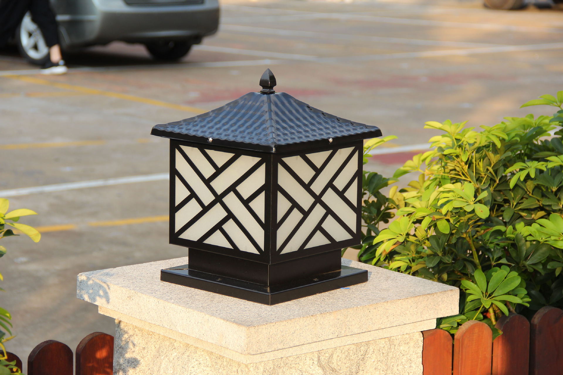 铝制太阳能柱头灯别墅花园阳台防水仿古围墙大门照明装饰方形灯具