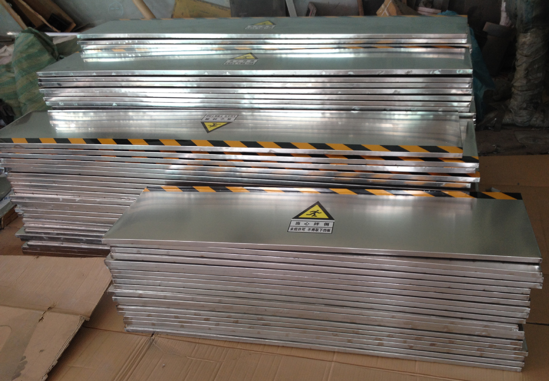 厂家直销铝合金挡鼠板 配电室隔离挡板 不锈钢防鼠板