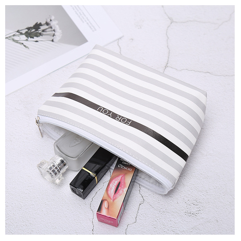 Gift Customized Women's PU Leather Handbag Fashionable Cosmetic Bag Outdoor Travel Cosmetics Buggy Bag in Stock Wholesale