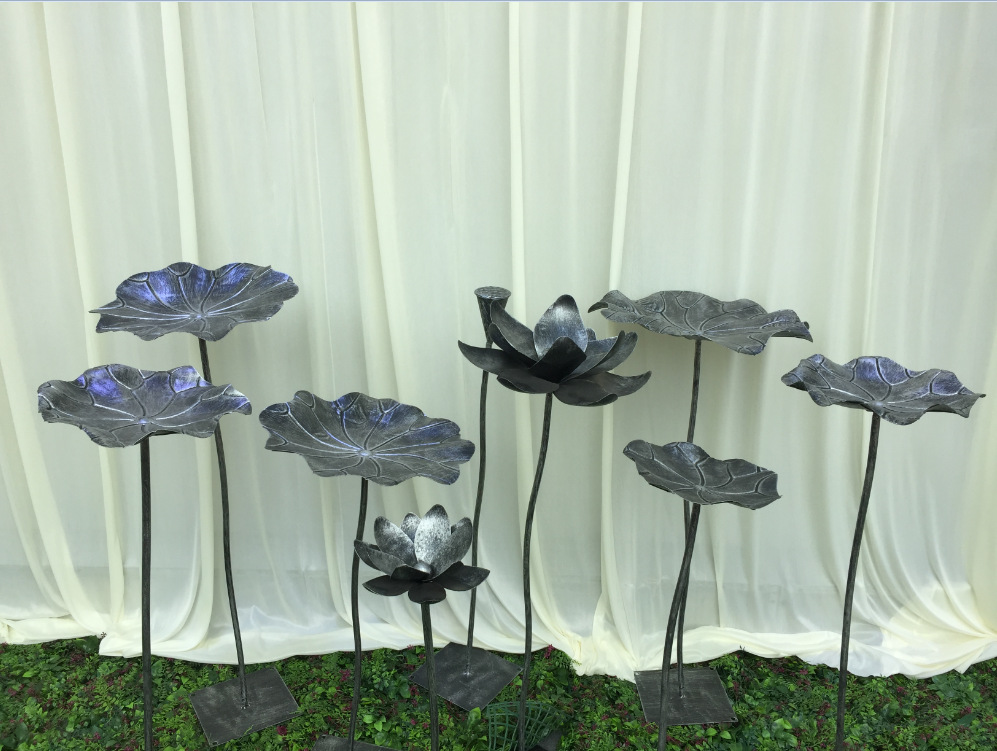 复古铁艺荷花摆件九件套中式婚庆道具路引户外流水荷叶摆件工艺品