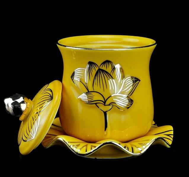 浮雕白色莲花圣水杯观音杯净水杯财神杯无字供奉杯陶瓷佛具批发杯