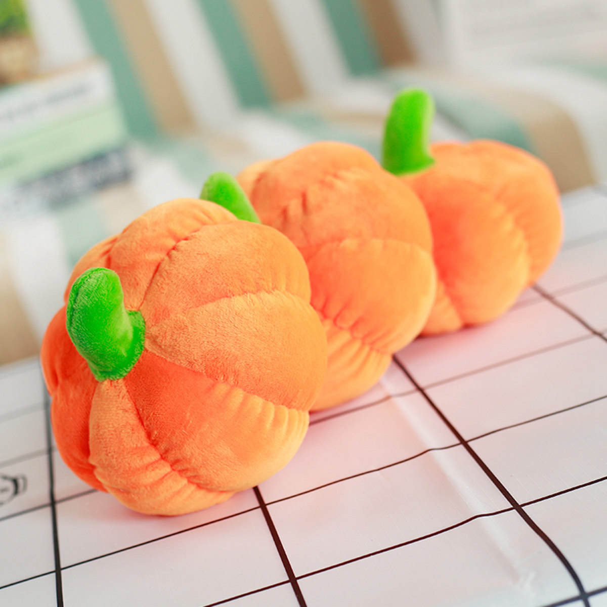 批发南瓜毛绒玩具创意大号南瓜抱枕家居靠垫办公用品万圣节礼品