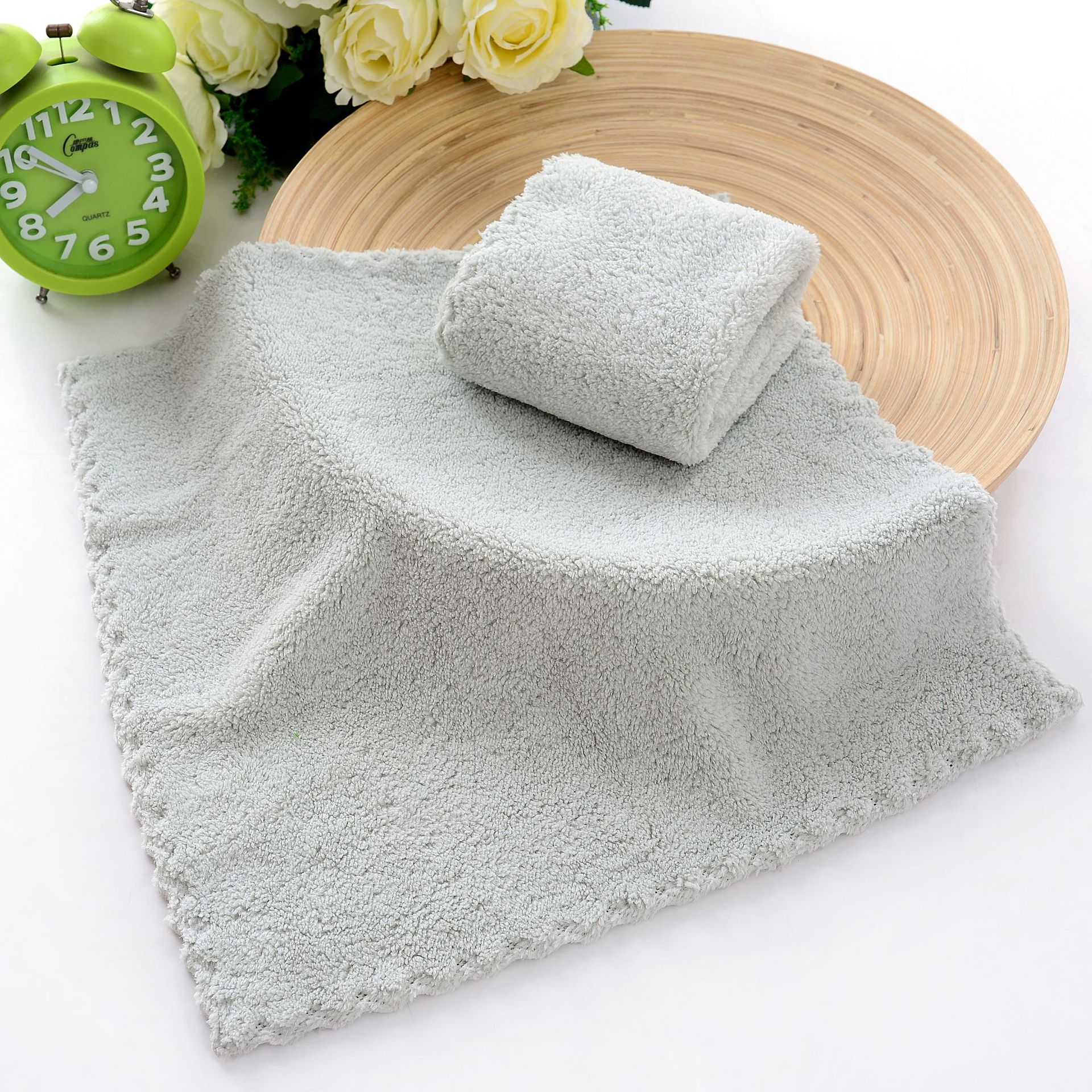 加密珊瑚绒擦手巾超强吸水宝宝口水巾儿童方巾可定制批发可绣logo