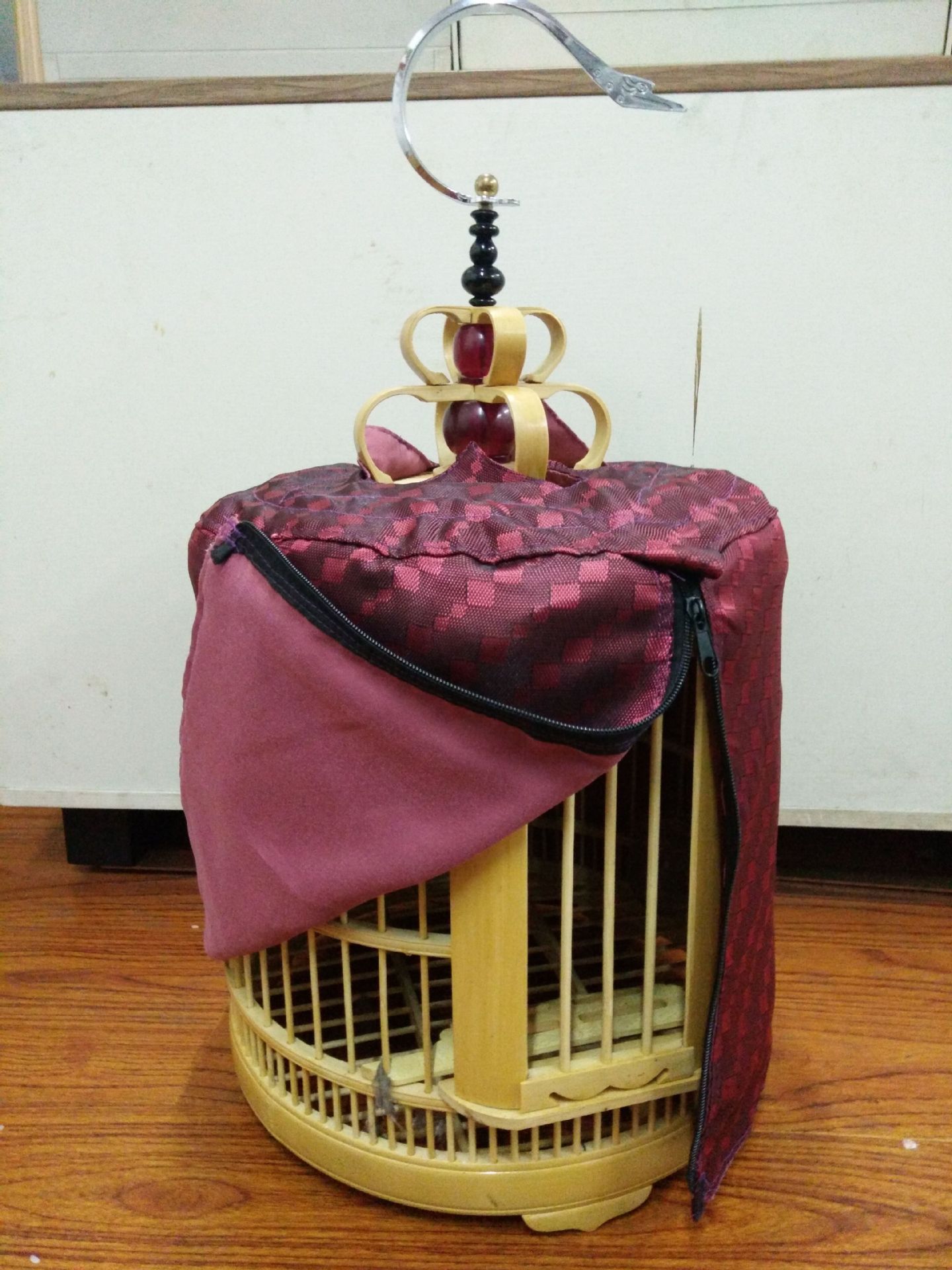 瑞安市泽宁五金制造有限公司专业生产鸟笼配件,各种材料,大量现货