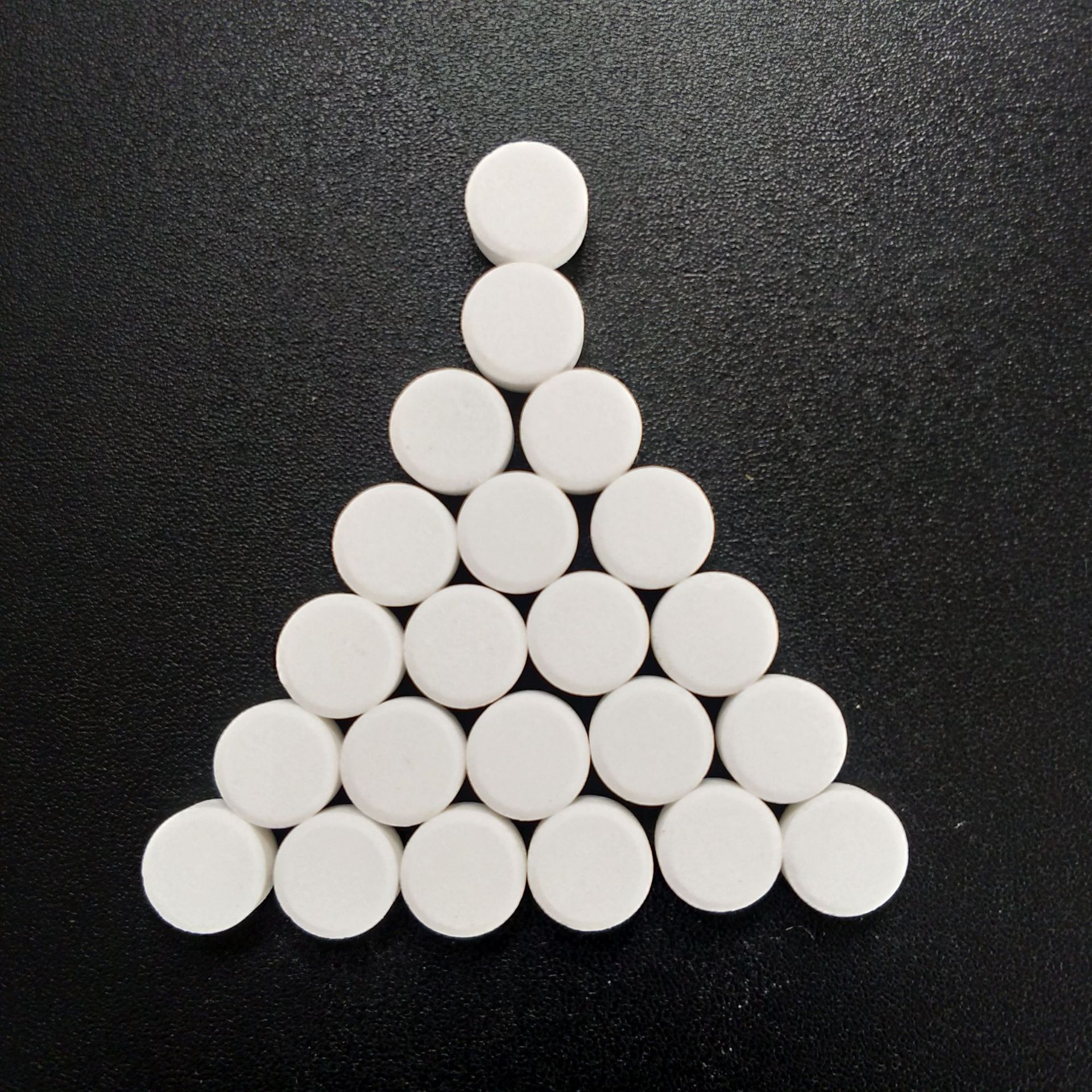 大量供应二氧化氯宾馆家庭摊档餐具卫生设施去菌消毒剂