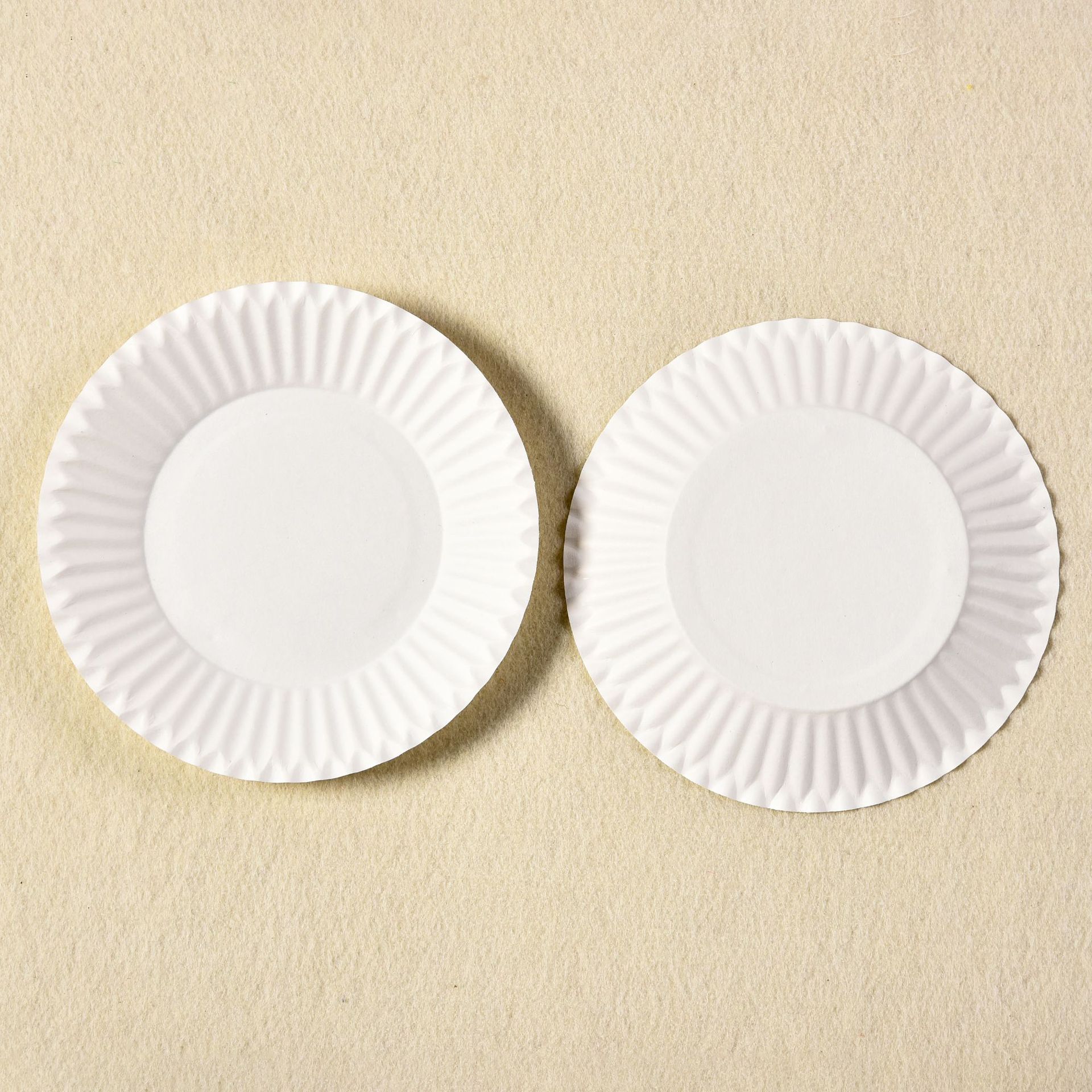 厂家批发一次性生日蛋糕纸盘节日 派对纸盘环保圆形纸碟子餐具