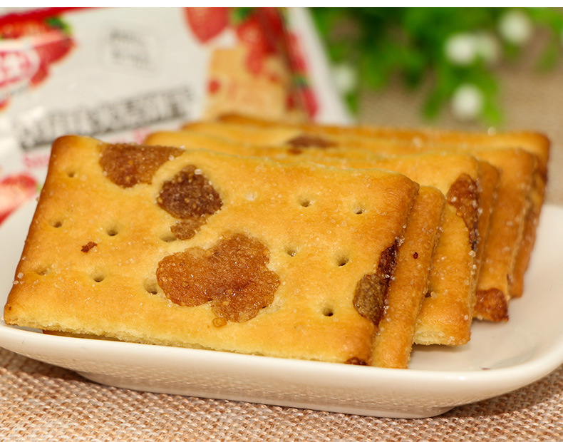 金富士土斯140g水果肉草莓葡萄蔓越莓夹心饼干办公室午后休闲零食