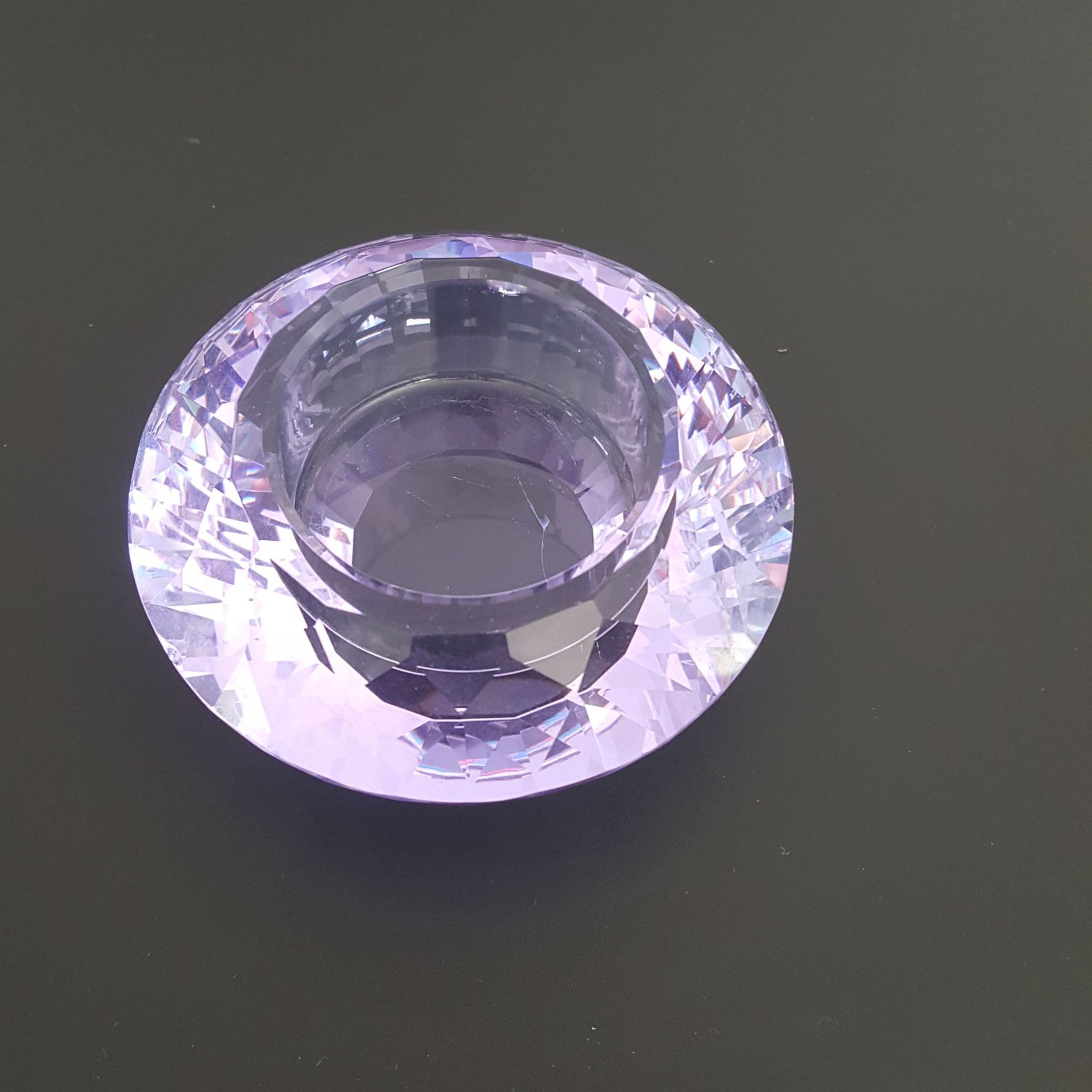 中蓝,湖兰,水晶紫,金黄,琥珀尺寸(mm):80mm工艺:机磨,抛光材质:k9水晶