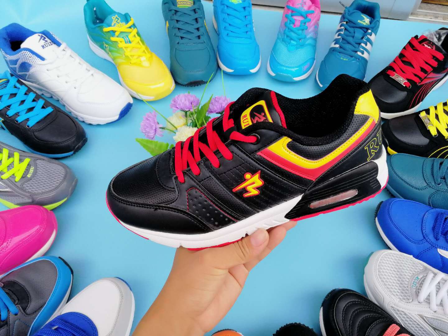 运动鞋批发厂家直销