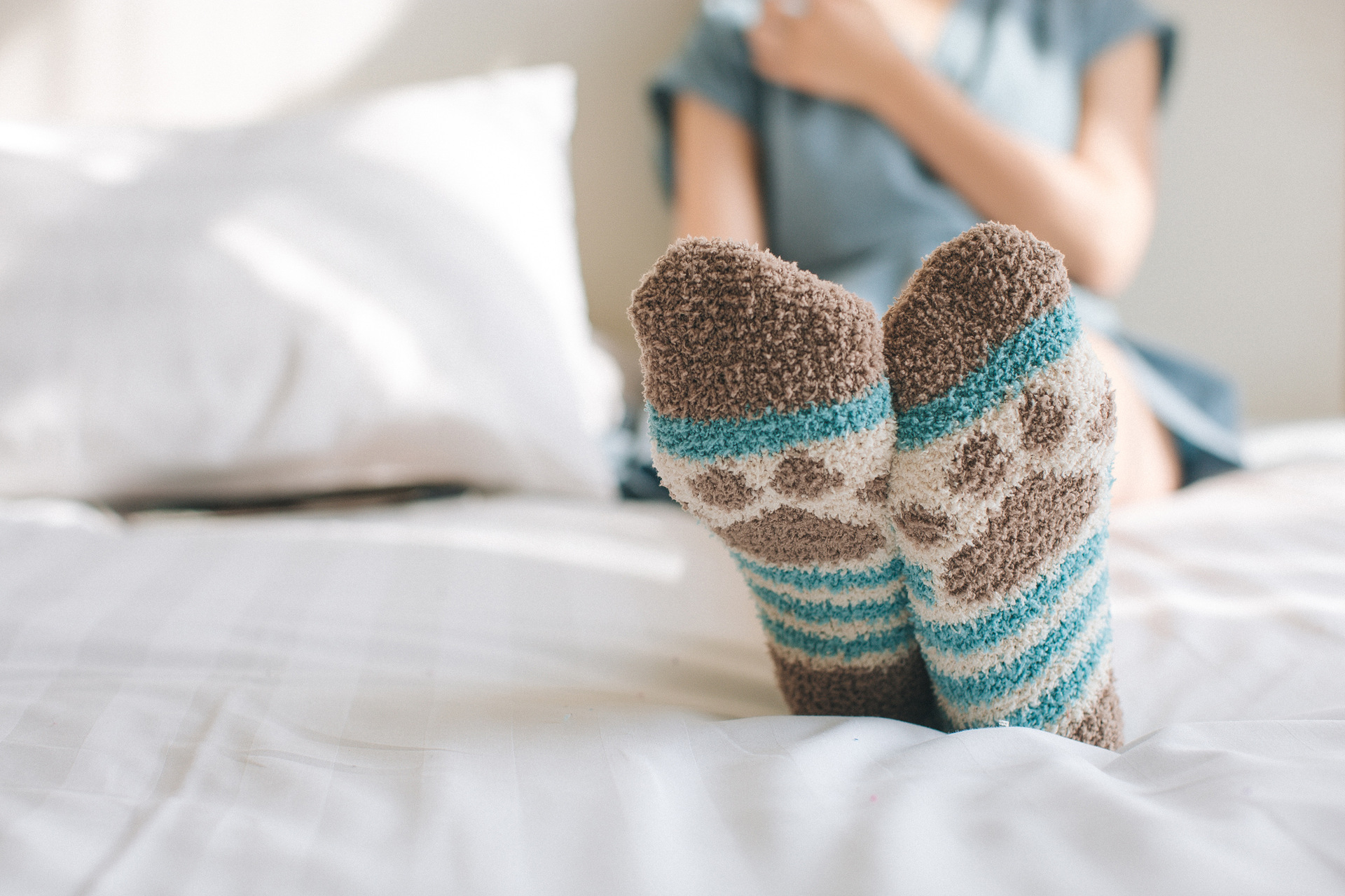 秋冬季款卡通家居珊瑚袜子女士中筒毛巾地板袜成人保暖加厚睡眠袜