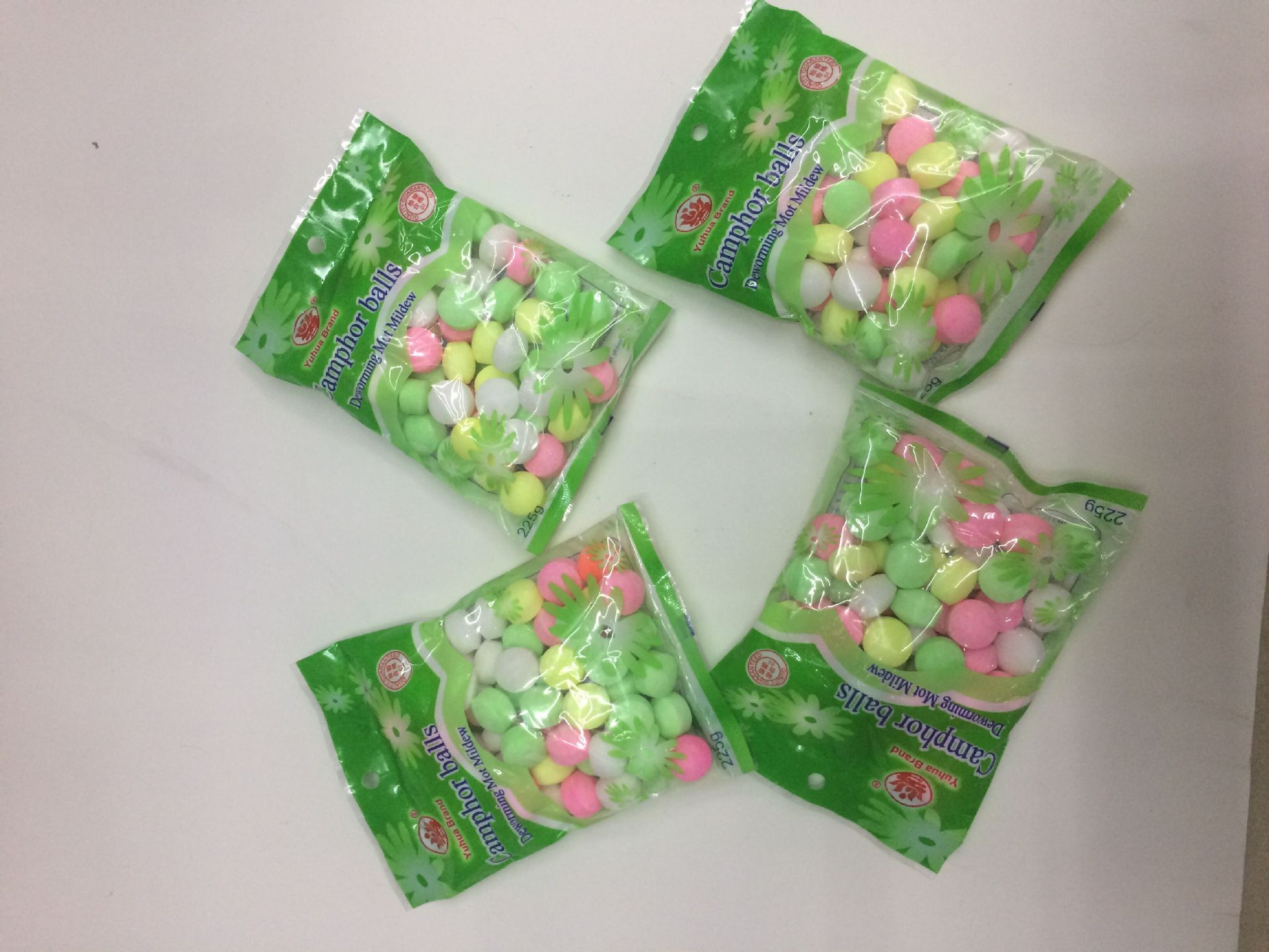 厂家直销玉花牌225g白色彩色樟脑丸樟脑球防虫防蛀防霉樟脑块