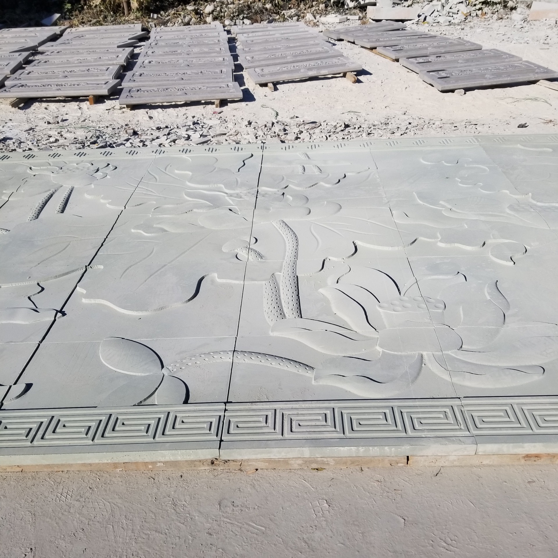 石雕浮雕壁画地雕荷花图案绿砂岩石浮雕地雕壁画古建园林别墅地雕