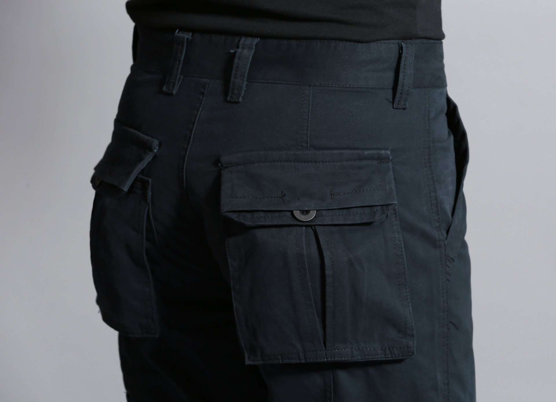 1-2cm 货源类别 现货 品牌 wjl 功能 多口袋 产品类别 工装裤 面料