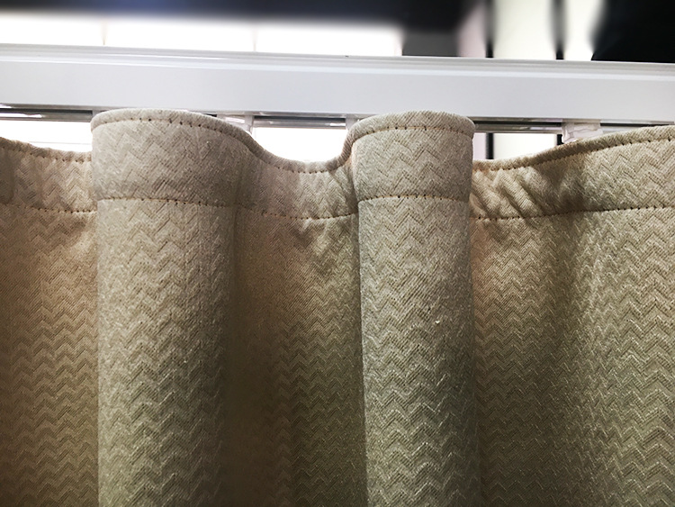 厂家直销 定制 办公室酒店窗帘 蛇形帘 阻燃遮光窗帘布防火窗帘