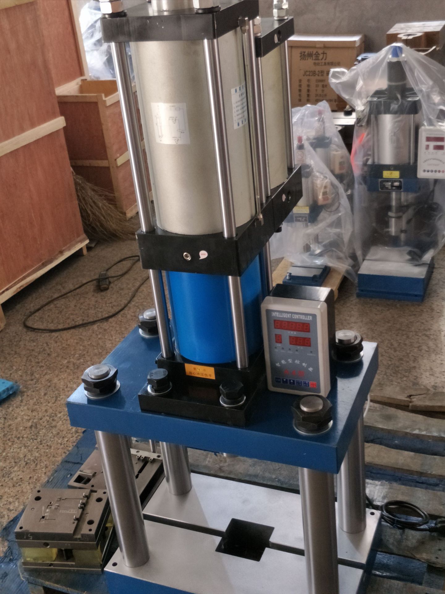 厂家定做大型气动冲床 压力机 两板四柱气动压力机 1-60吨气动冲