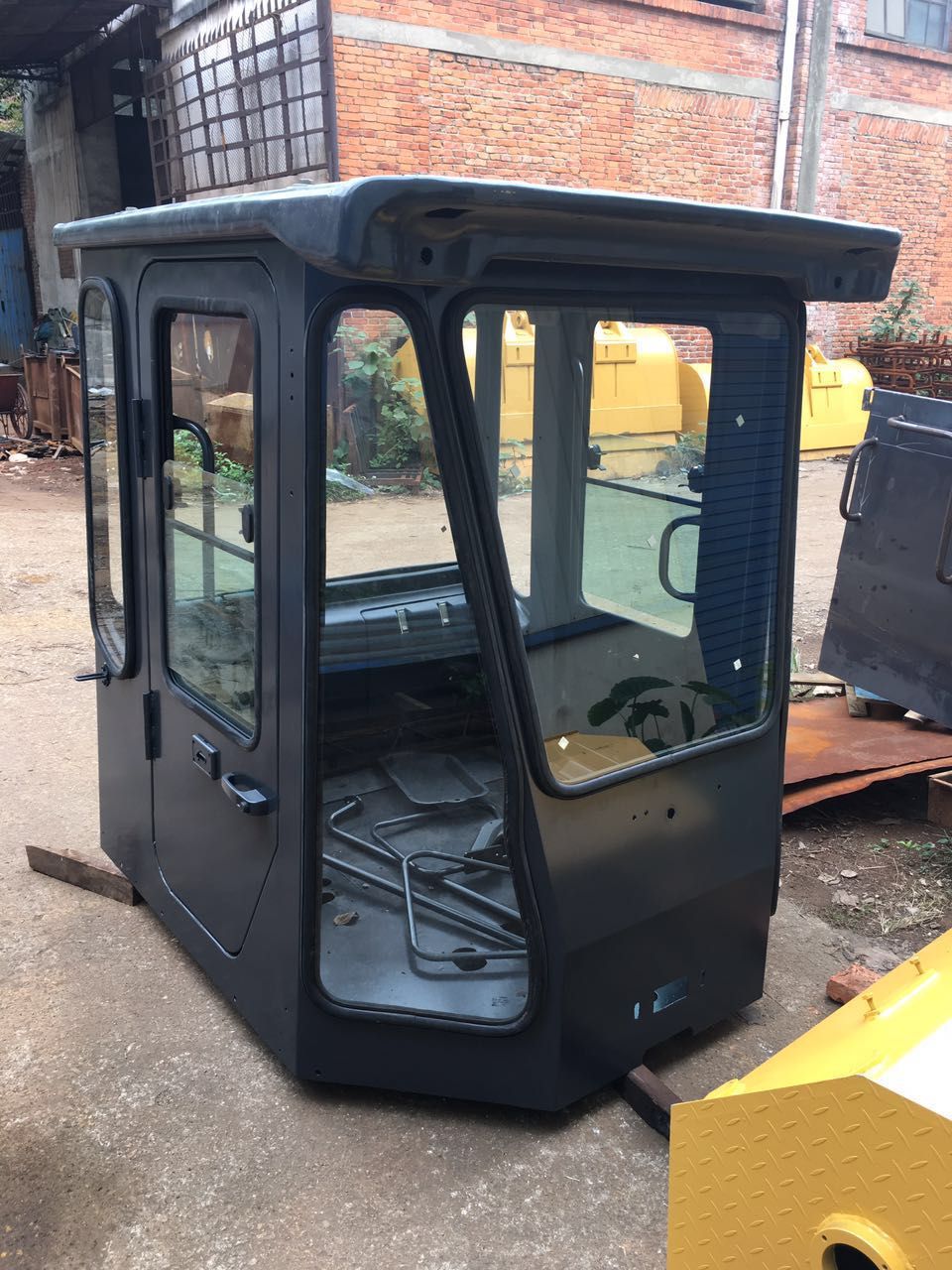 柳工clg50cn装载机驾驶室