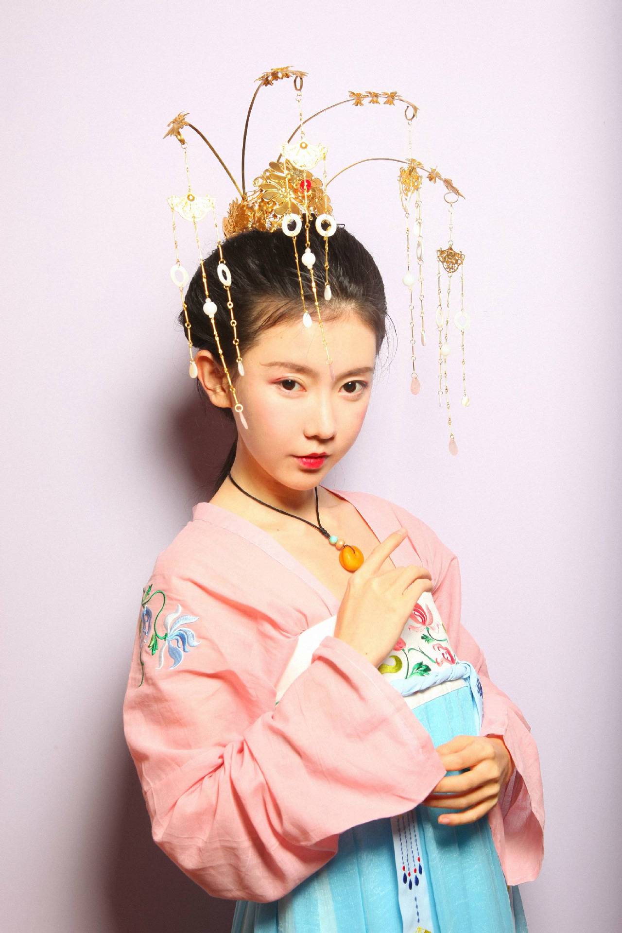 九夜汉服女齐胸襦裙演出服古装刺绣齐胸汉唐襦裙大袖衫仙女春秋冬