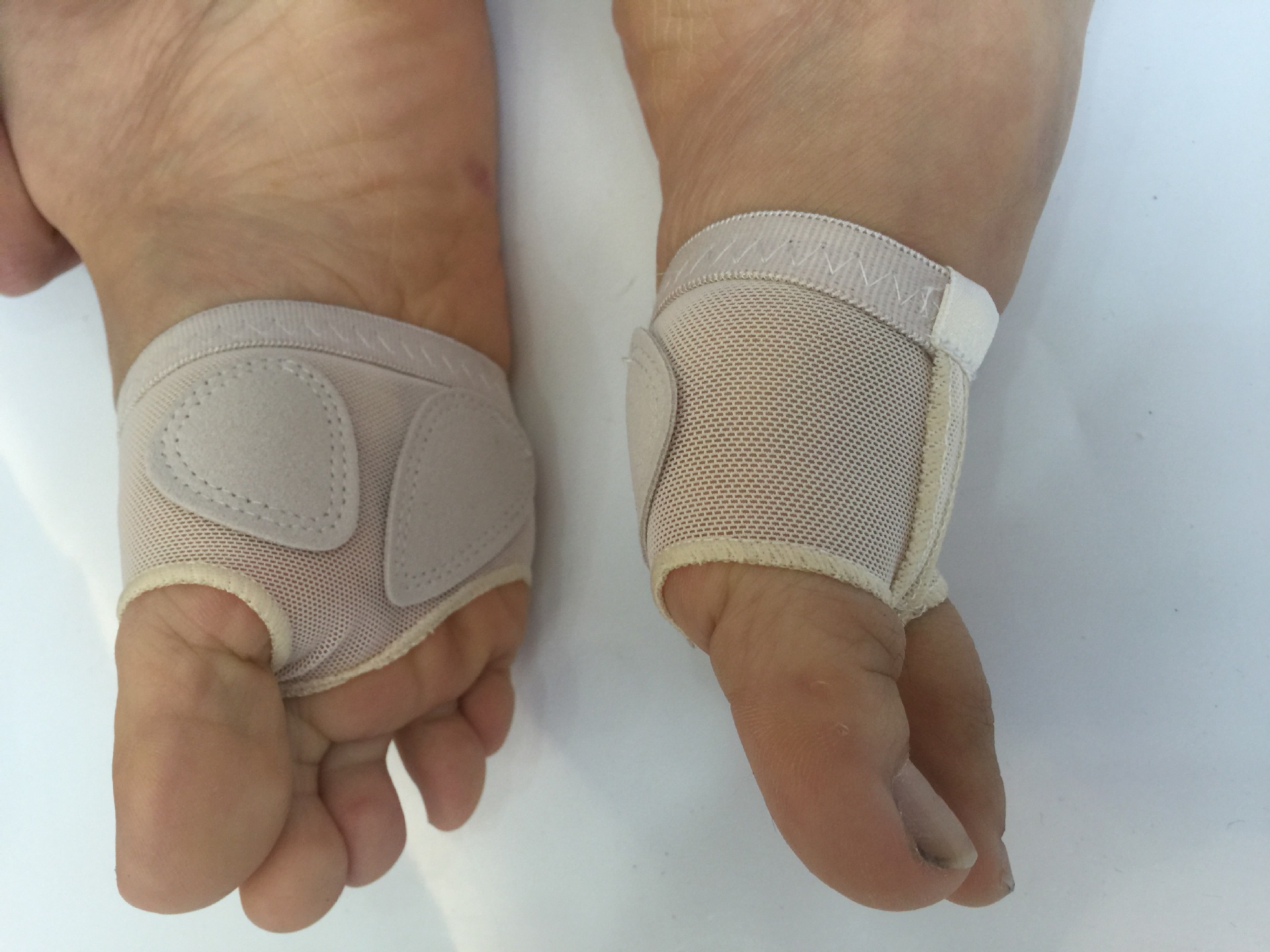 前脚掌护脚套芭蕾舞体操舞蹈脚掌前垫 新款透气