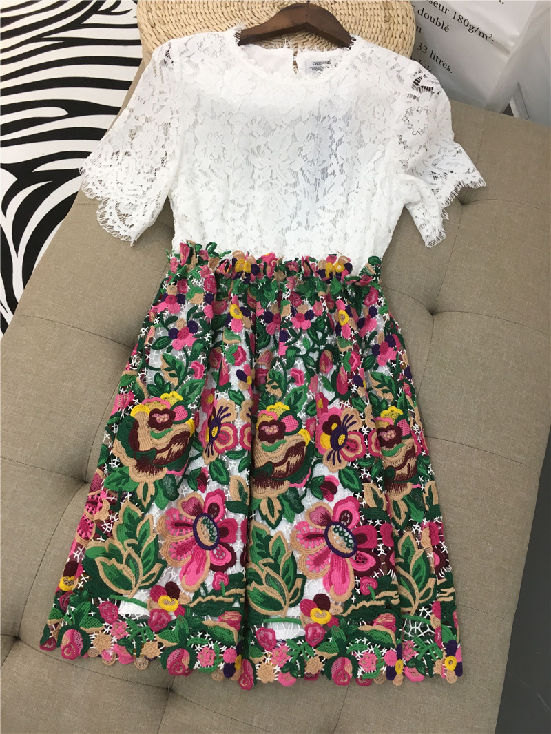 春夏明星宋慧乔同款水溶花刺绣蕾丝裙短袖连衣裙公主裙礼服裙