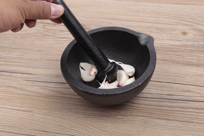 铸铁捣蒜臼手动蒜泥器捣蒜器蒜蓉器捣碎器大蒜压蒜家用研磨罐擂钵