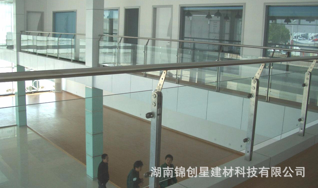 不锈钢工程玻璃护栏 商场玻璃不锈钢扶手楼梯 地铁玻璃扶手护栏