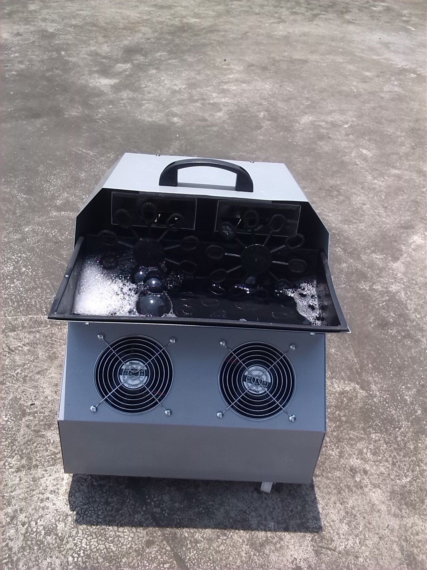 双轮大泡泡机婚庆舞台泡泡机 大泡泡机吹泡机影院效果泡泡量多