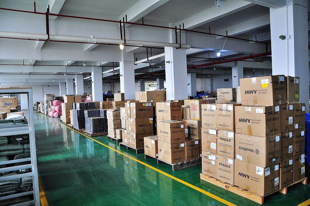 外贸热销款l-558am/fm双波段 双卡槽收音机 mp3唱戏机 超长电量