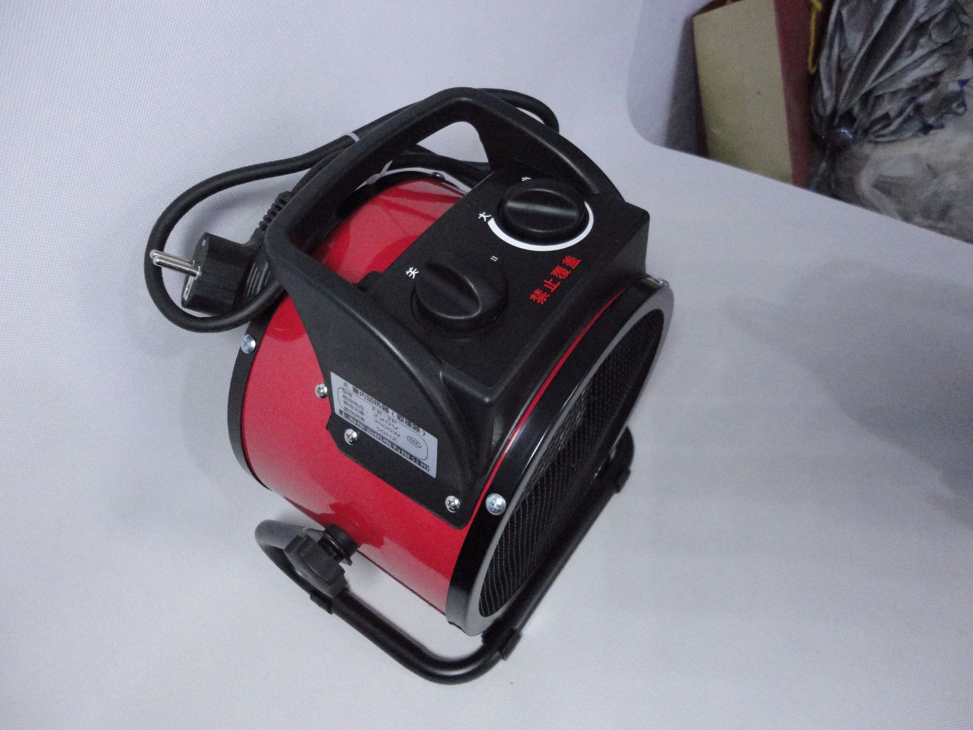 家用暖风机厂家直销220v单项采暖用冬季家庭房间取暖小型电器