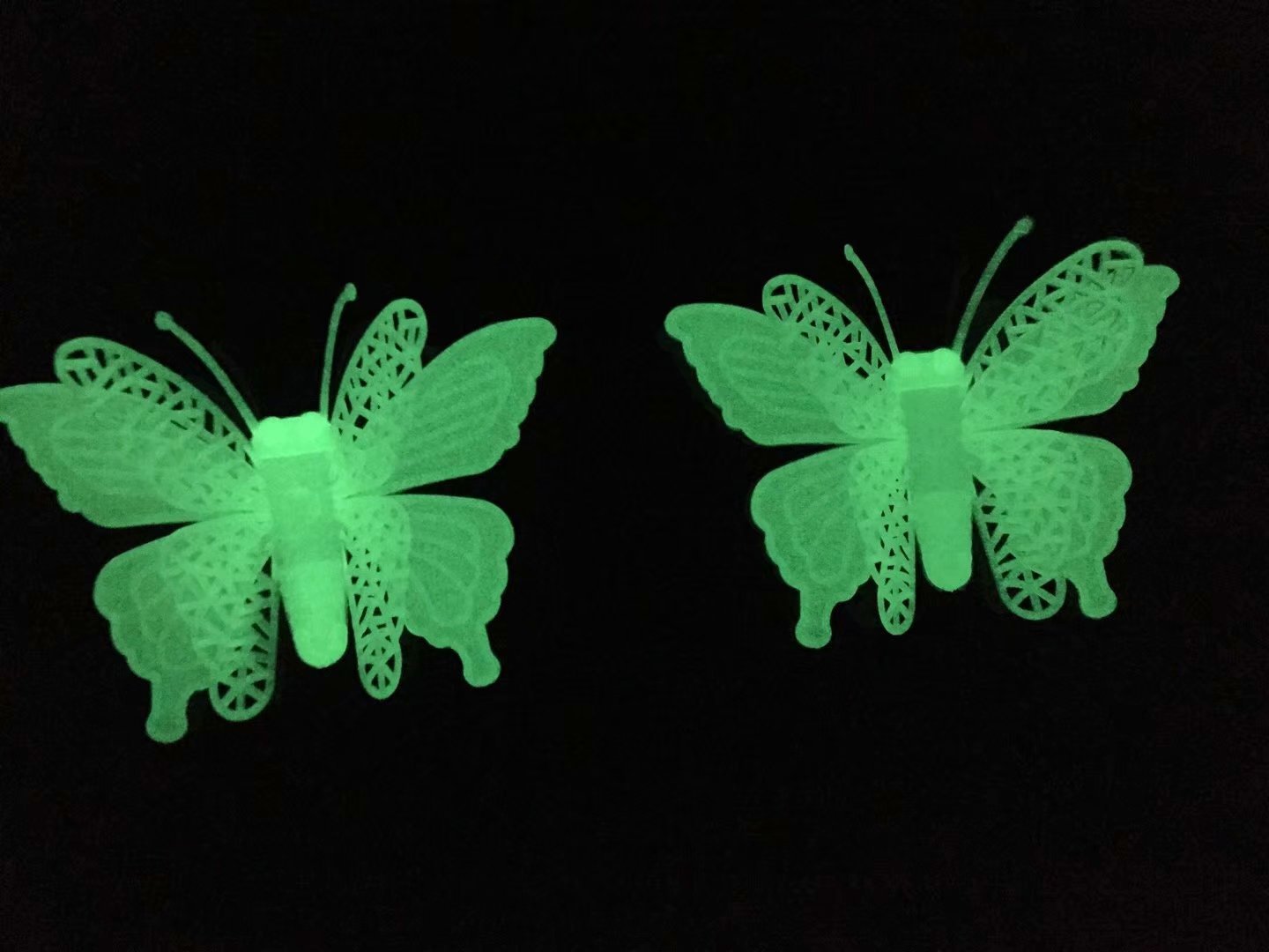 夜光3d立体蝴蝶自带胶专供学生宿舍儿童房装饰荧光贴片,8只套装