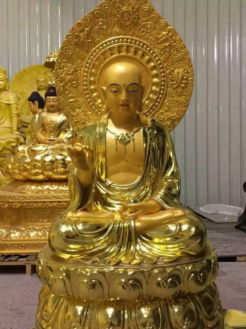 地藏王菩萨铜像出售地藏王菩萨铜佛像贴金铜佛像厂家