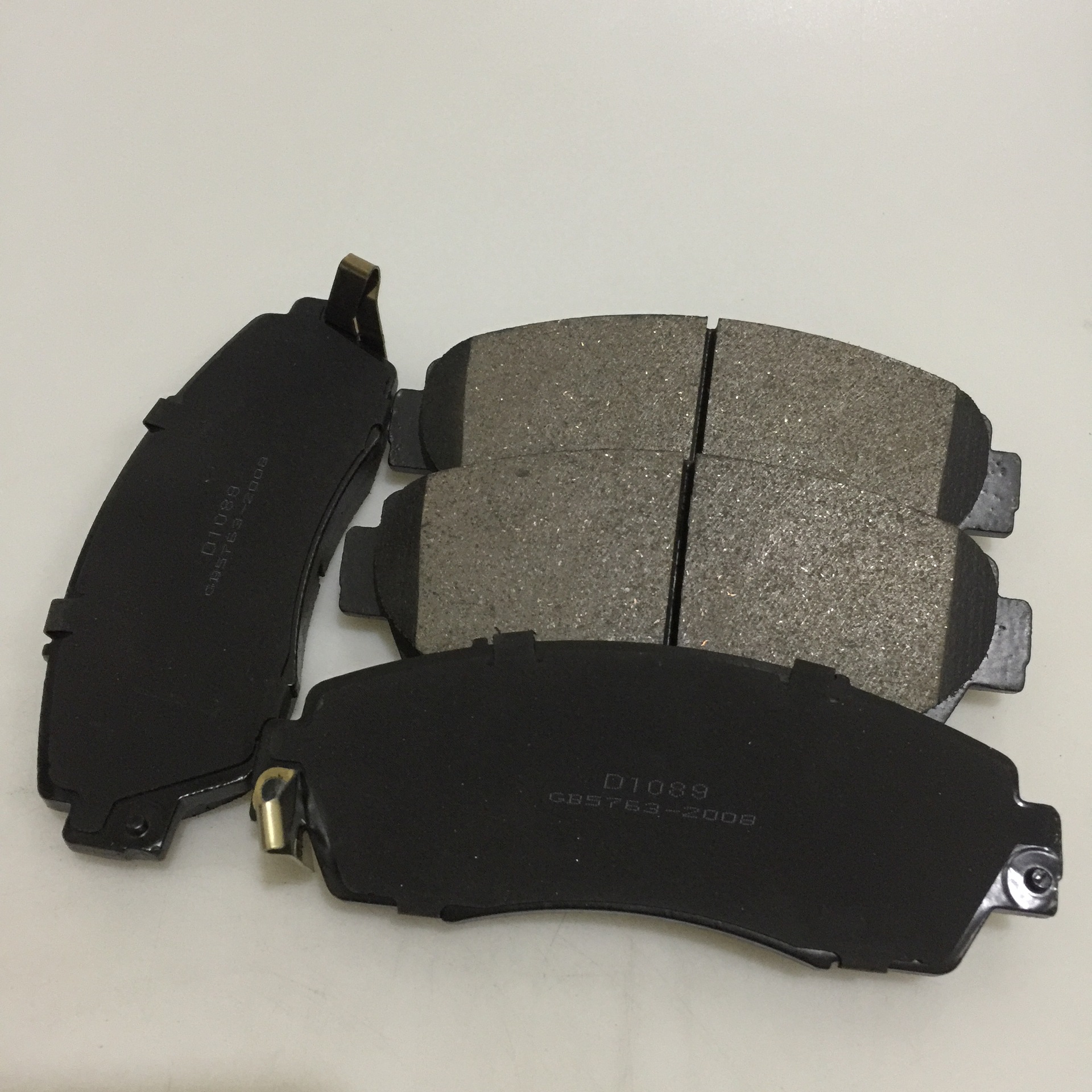 八代雅阁前刹车片本田crv刹车片老奥德赛歌诗图哈弗h6刹车片d1089