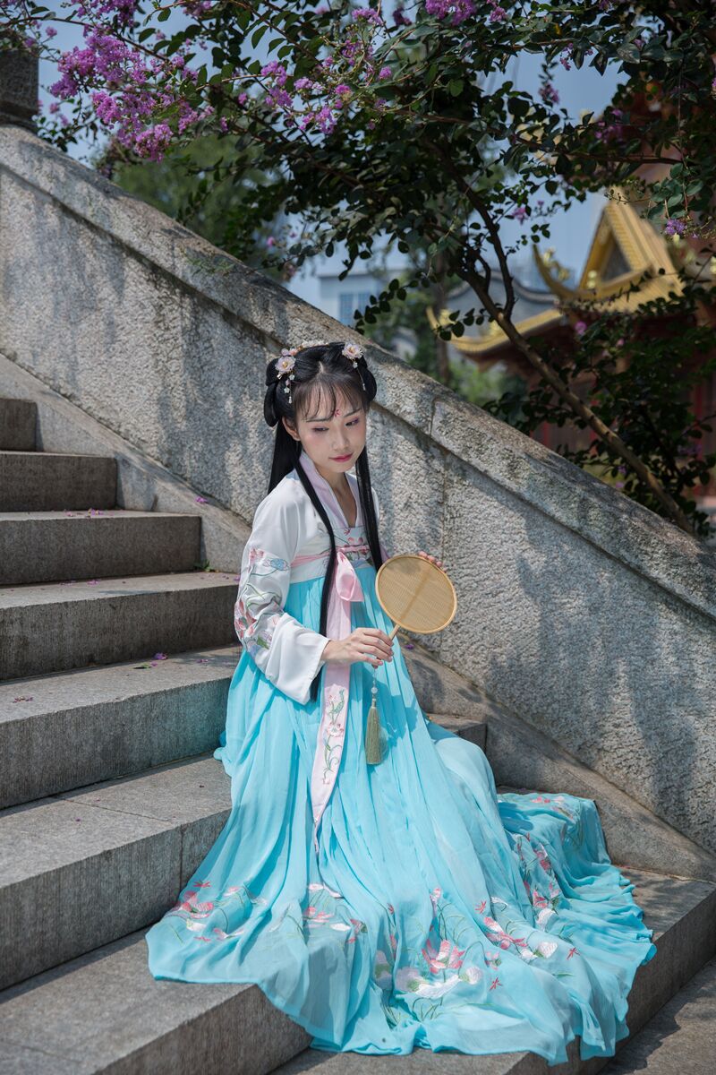 原创碧罗汉服女齐胸襦裙日常传统服装女清新飘逸仙女裙子6米大摆