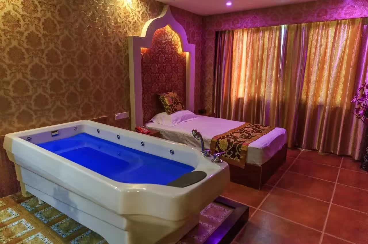 新款盐浴床 桑拿水床,亚克力水疗床,按摩推背床 平板泡泡床