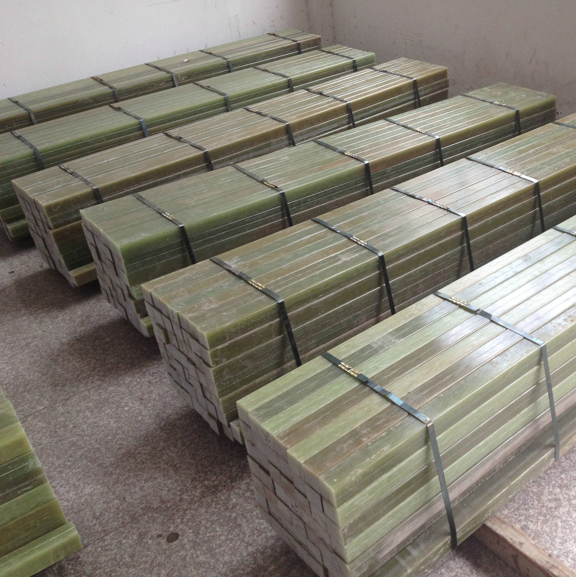 供应胶木柱胶木棒绝缘材料胶木柱耐温胶木棒电弧胶木柱