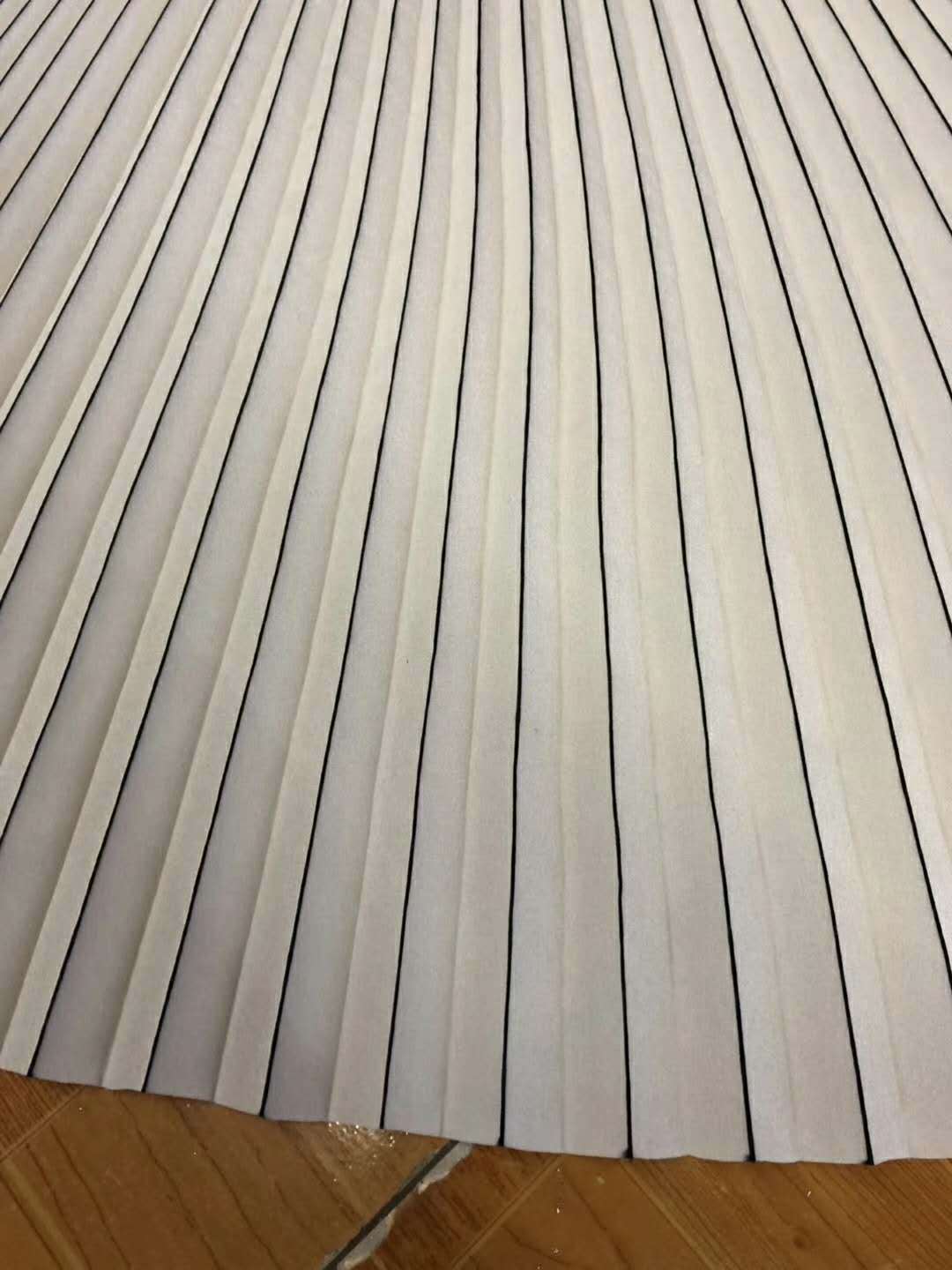 南通压裥工厂承接百褶裙裙片压褶印花加工 刷色 太阳褶