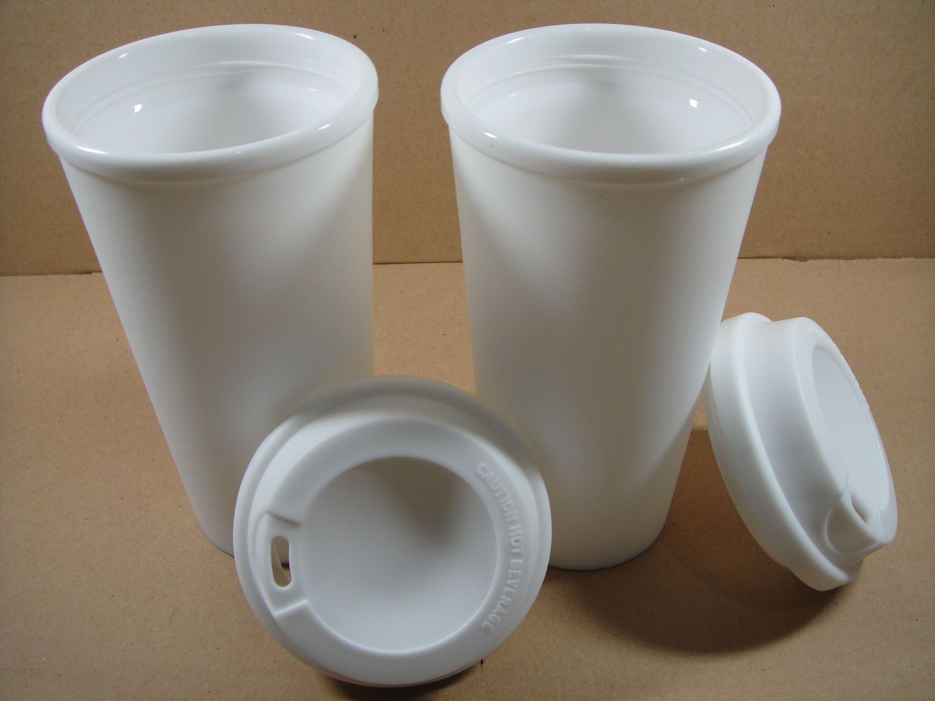 厂家生产批发双层塑料咖啡杯,pp塑料杯,辛巴克杯,随手杯