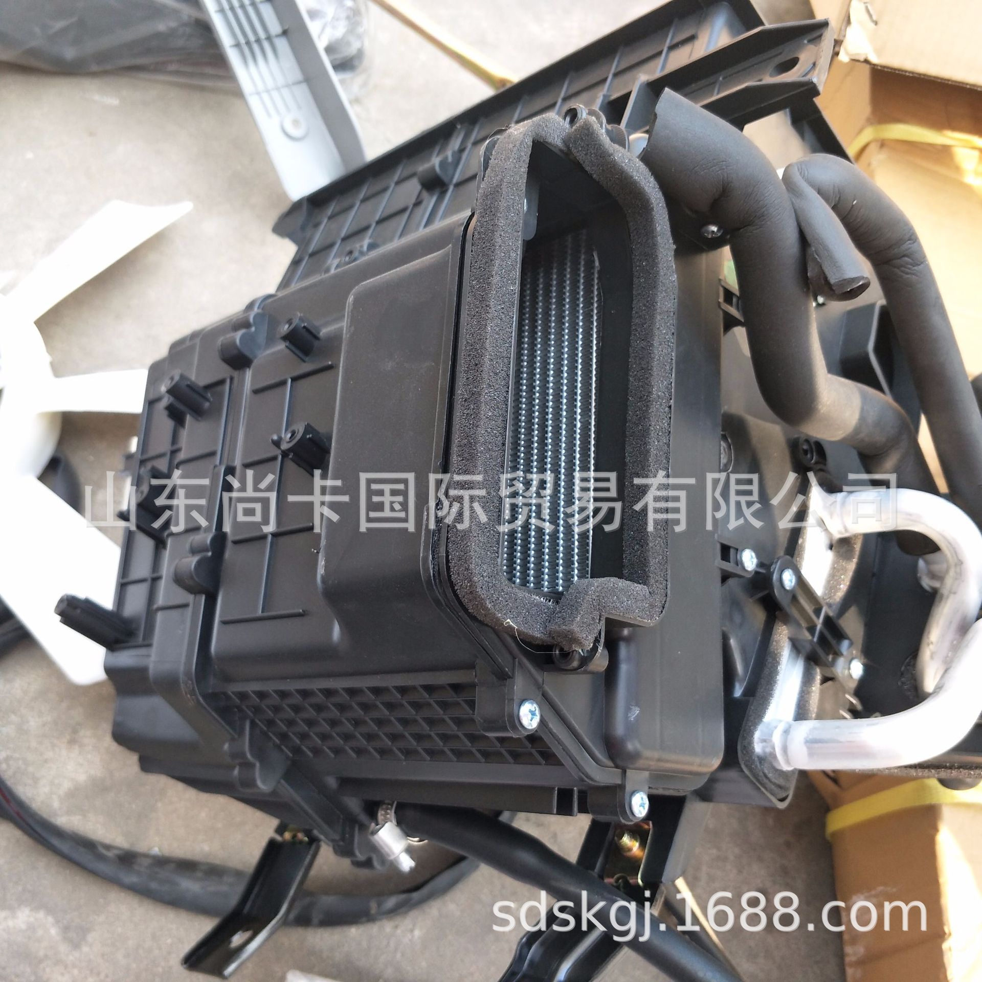 重汽豪沃轻卡-驾驶室-暖风机总成-暖风机壳