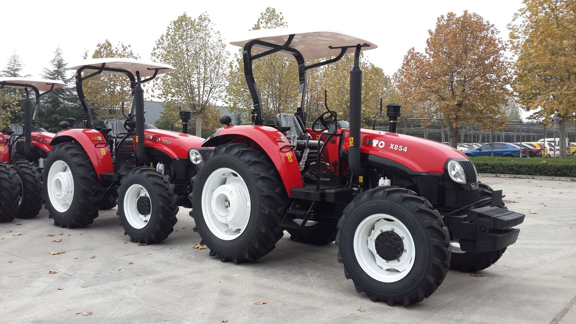 厂家直销 东方红四驱拖拉机 山地四轮大马力拖拉机lx804拖拉机