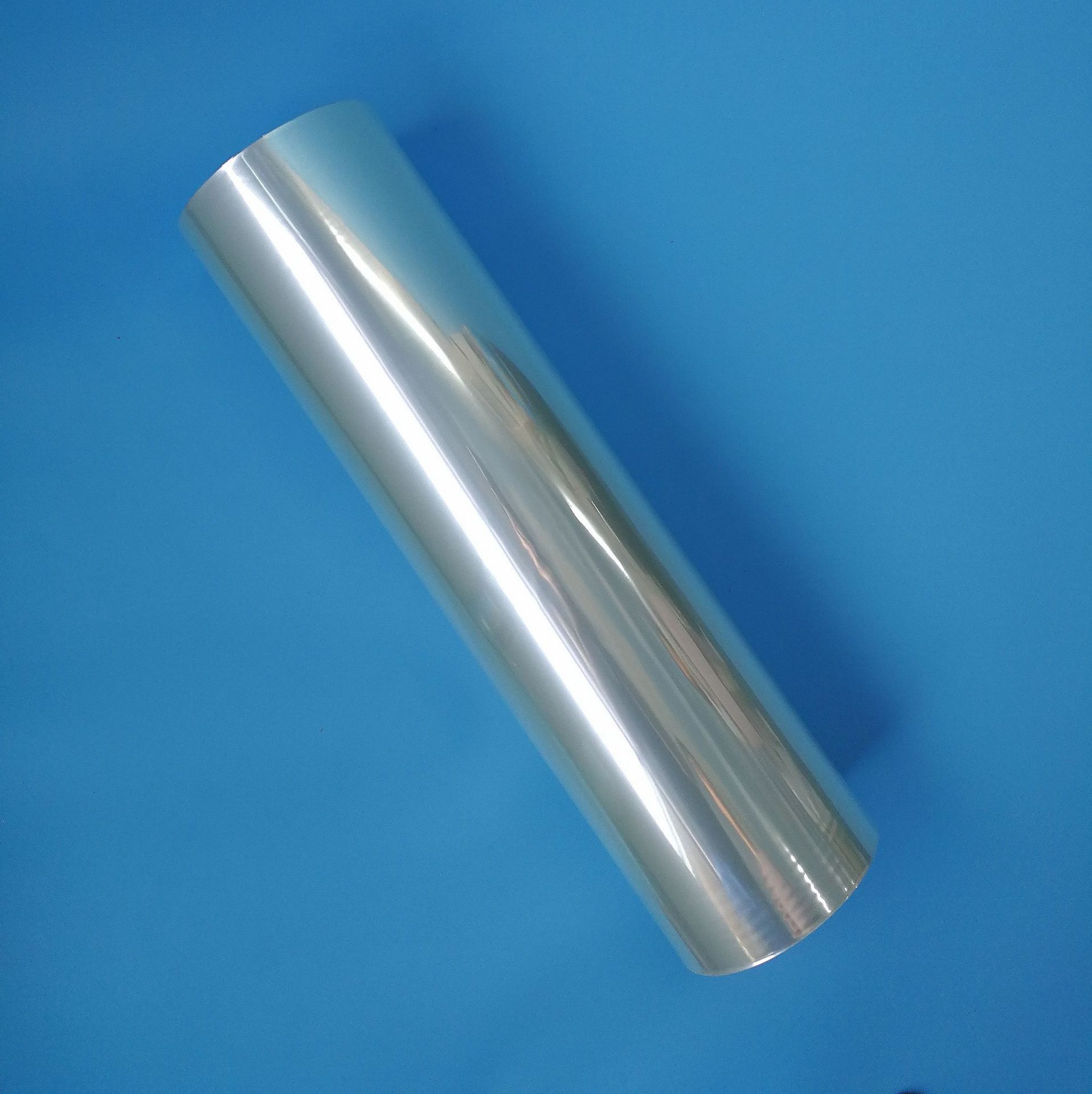 厂家供应pet聚酯膜2~2.5um  用于印刷,包装,具耐寒性和耐油性等