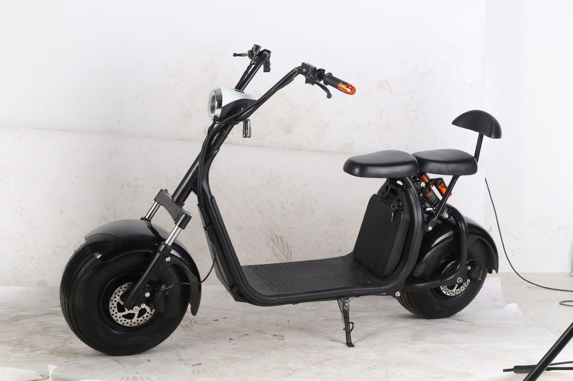 风尚哈雷电动两轮锂电池上班代步车 滑板车平衡车裸车不提供电池